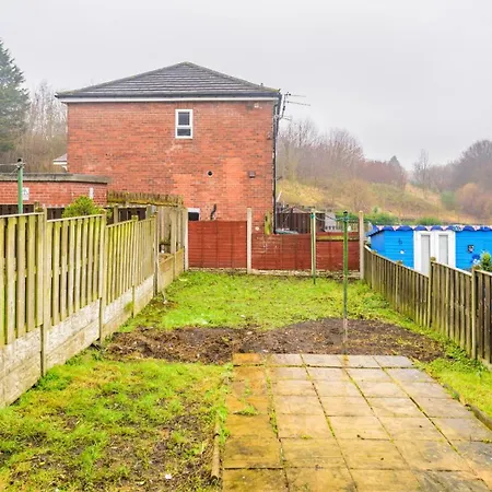 Leanne's 3bed House In